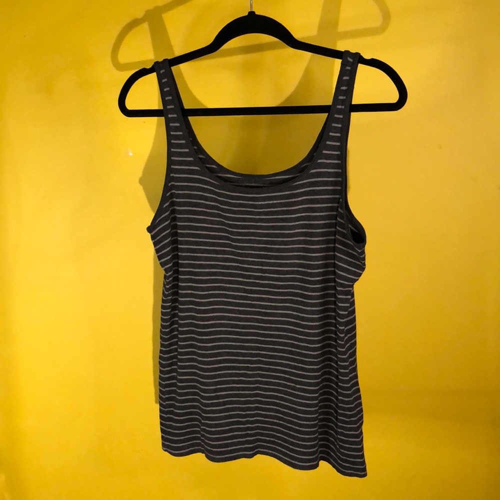 Gray striped sleeveless knit tank top